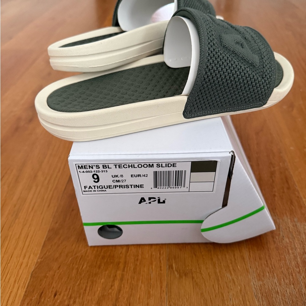 APL New in Box Mens Olive Green Slide Sandals size 9 - Picture 3 of 3